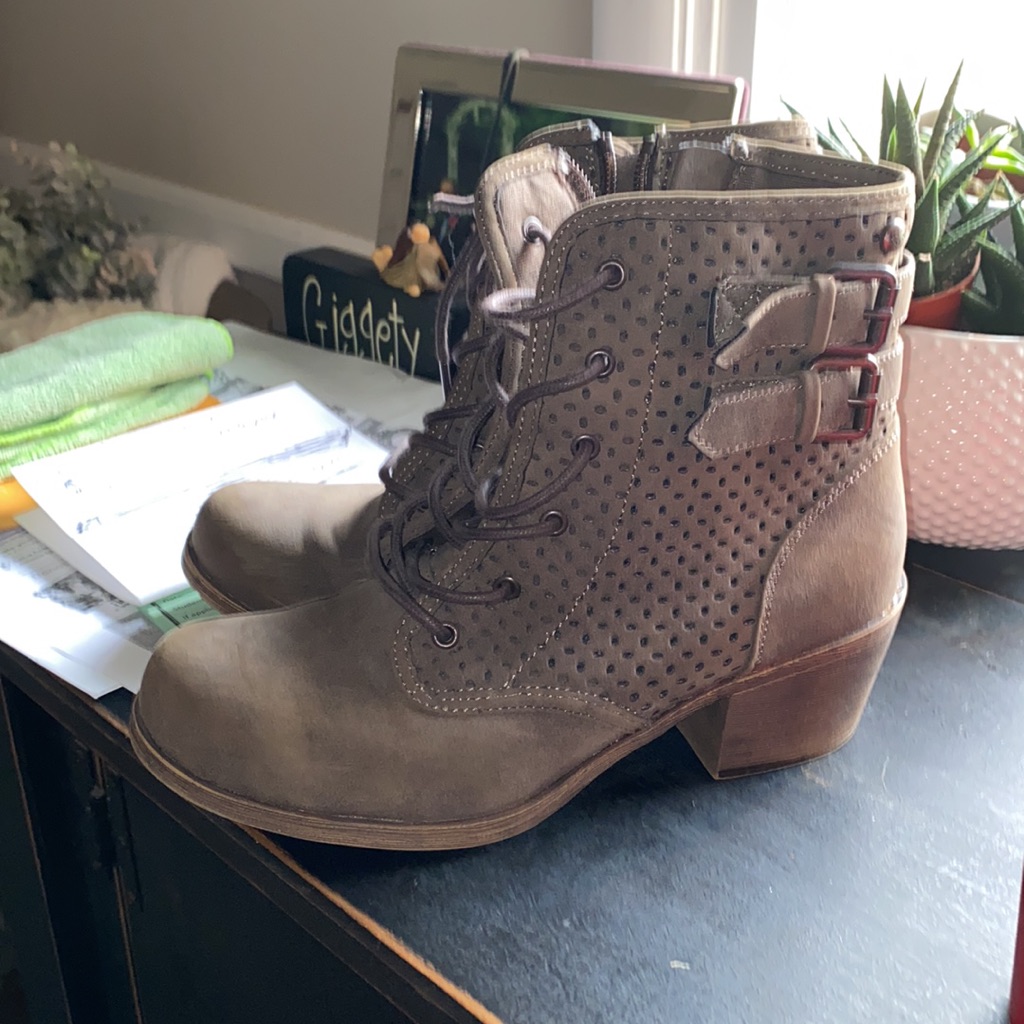 Roxy Booties Boots